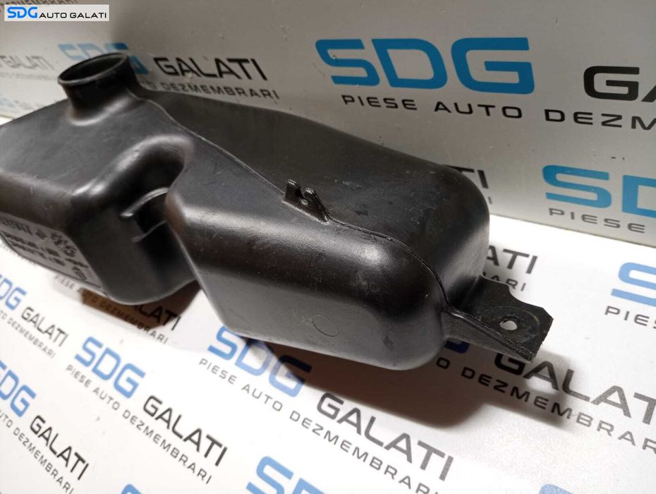 Vas Lichid Parbriz Strop Gel Stropgel Dacia Logan 2 MCV 1.5 DCI 2012 - 2018 Cod 289101840R 289104577R [M4273]