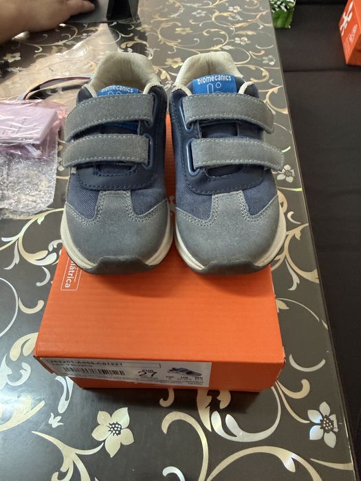 Vand pantofi biomecanics 27
