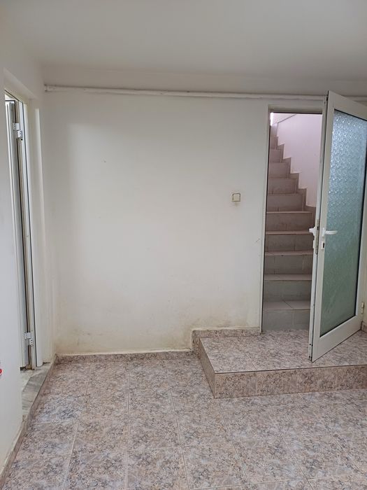 Дава се под наем Магазин в Левски - 30 кв.м за 193.8 € - Снимка #9