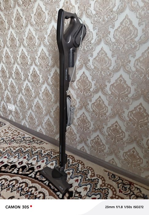 Пылесос продам..