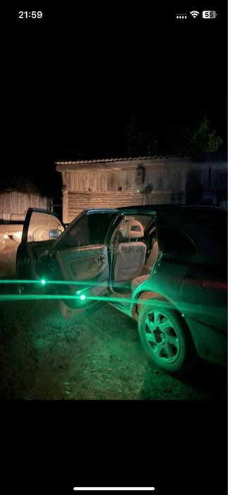 Продам машину мазда