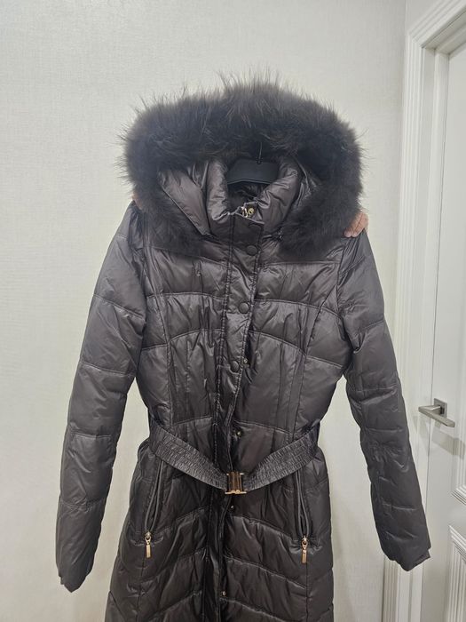 Продам пуховик Италия