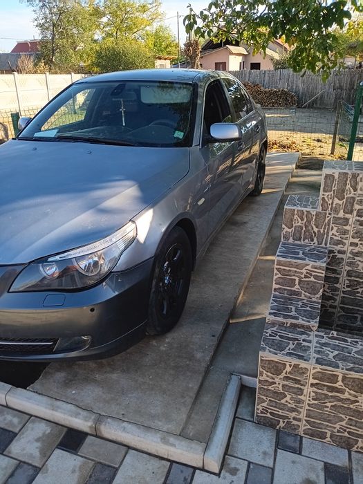 Vind BMW 530 automat