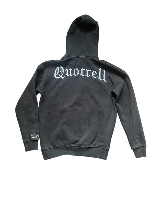 Quotrell суичър размер M