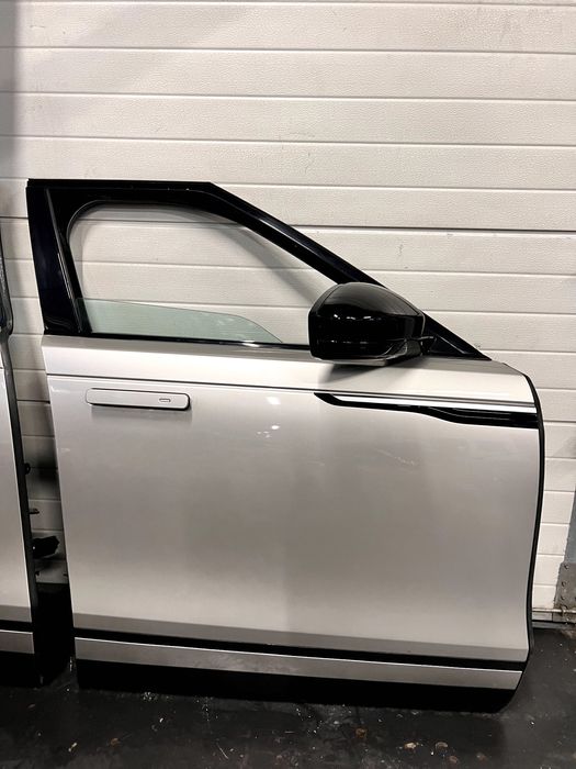 Usa / Portiera fata, spate dreapta Land Rover Range Rover Velar