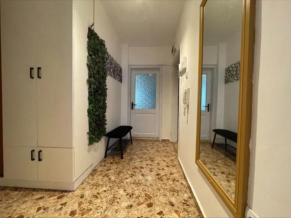 Тристаен апартамент, под наем, кв. Левски