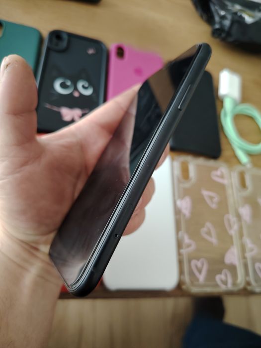 vand iphone xr 64 gb