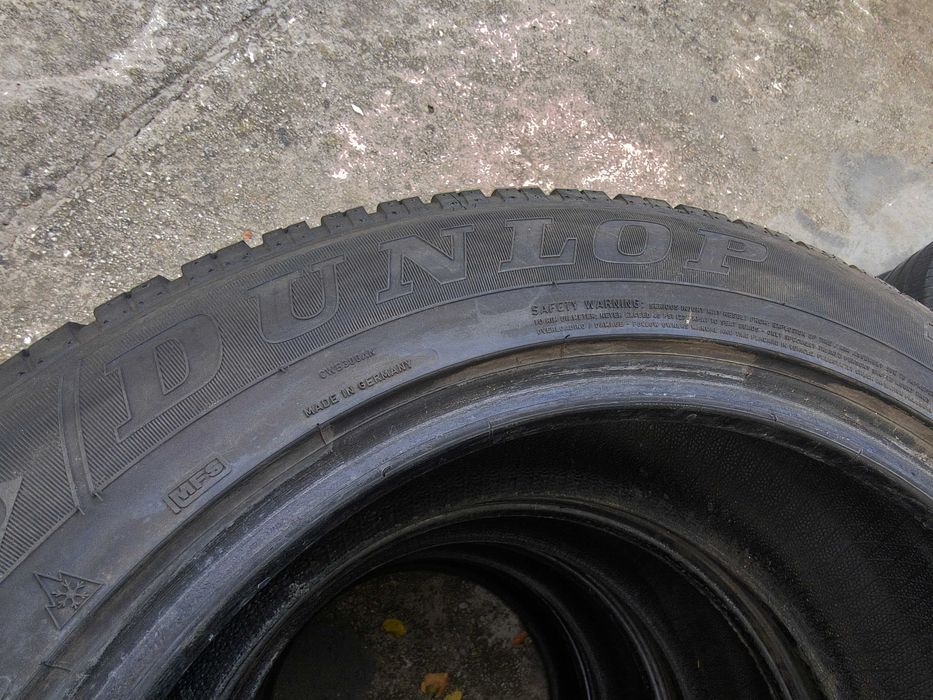 235/55/18 4бр.Dunlop Зимни гуми