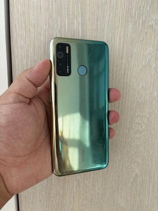 Tecno c 15 память 64гиг