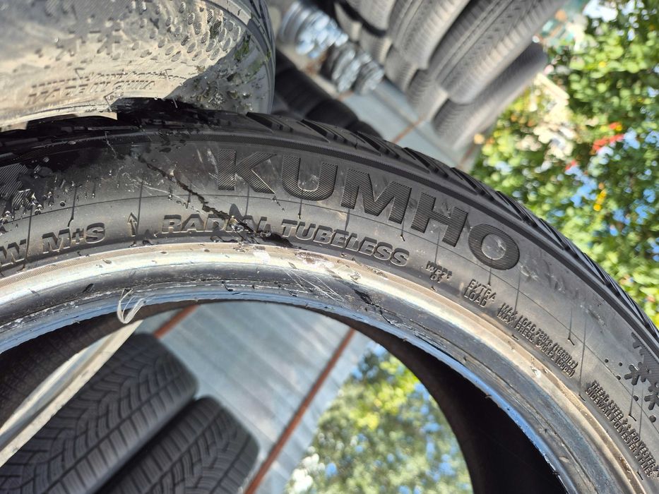 2 Anvelope IARNA M+S - 235/45/17 97V - KUMHO - Stare F BUNA - DOT 2022 !