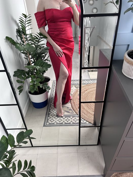 Rochie eleganta rosie