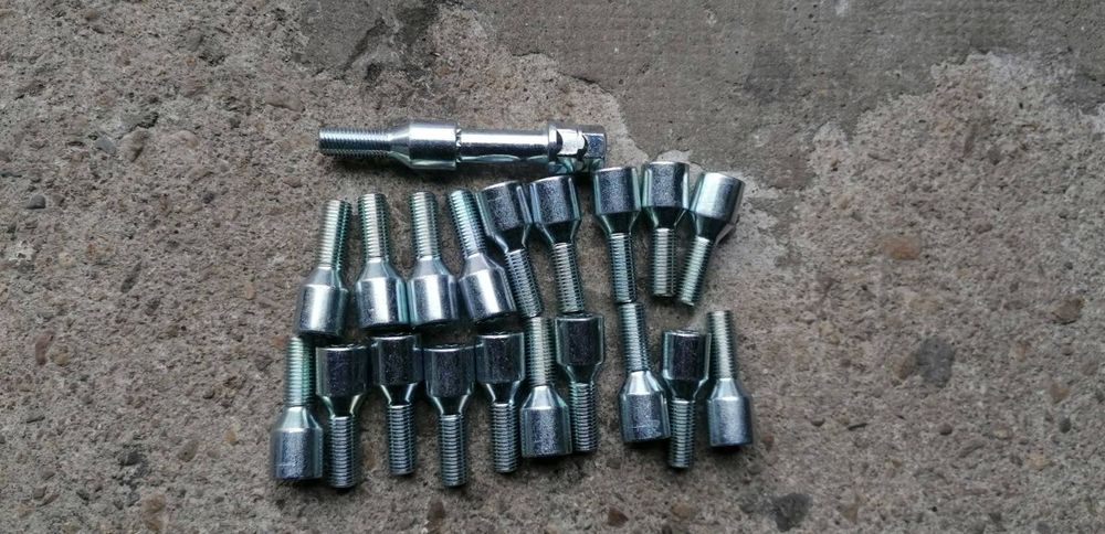 Болтове за джанти - Конус + ключ