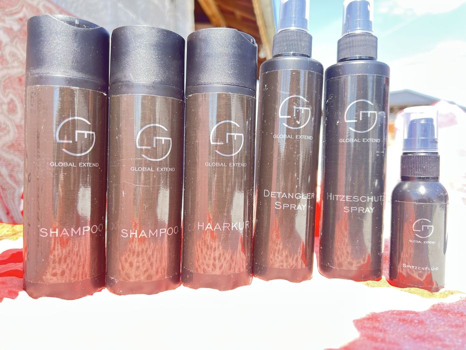 Екстейшъни и козметика за коса