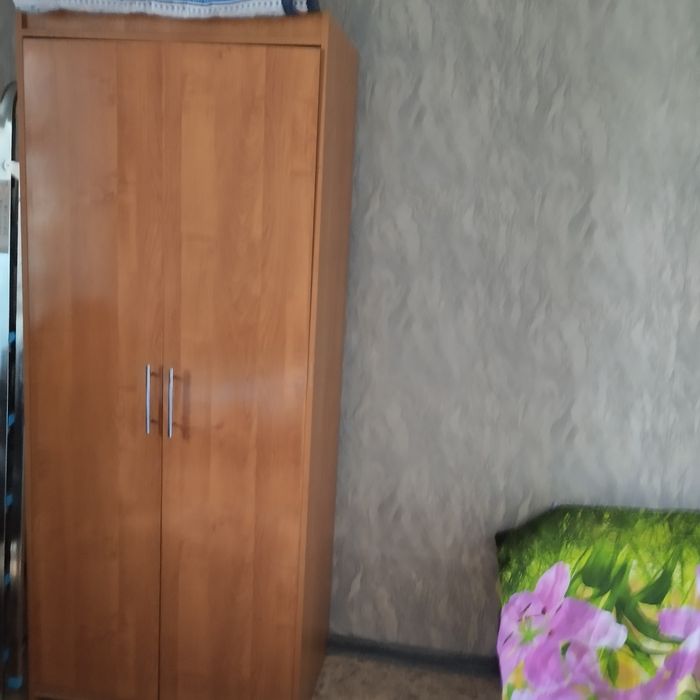 Продам бельевой шкаф