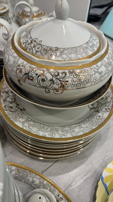Сервиз на 12 персон