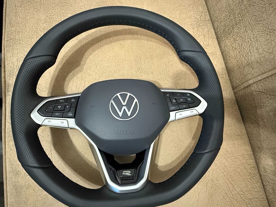 Волан R и еърбег/airbag за VW/Фолксваген-оригинални,чисто нови