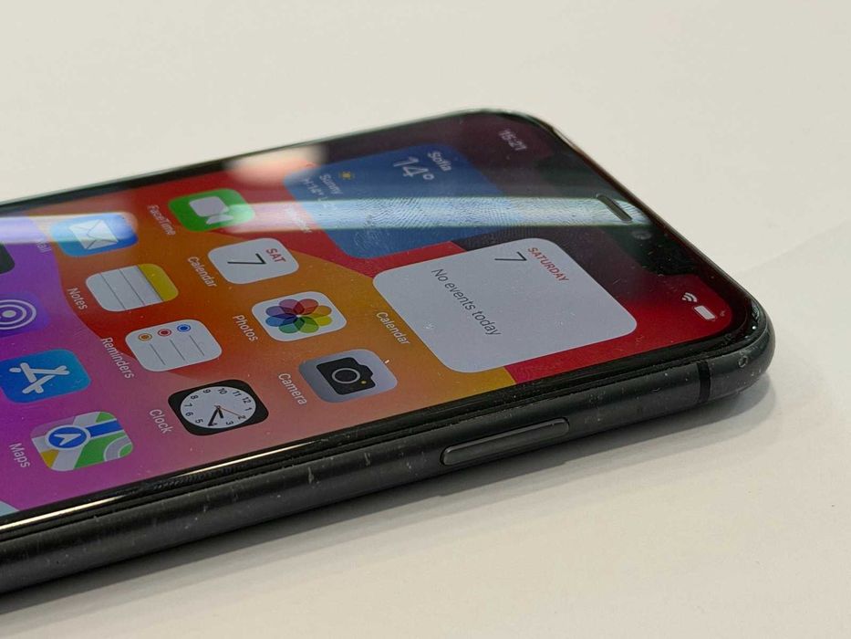 Apple iPhone 11 64GB- 77%bh