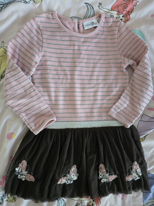 Дрешки в отлично състояние