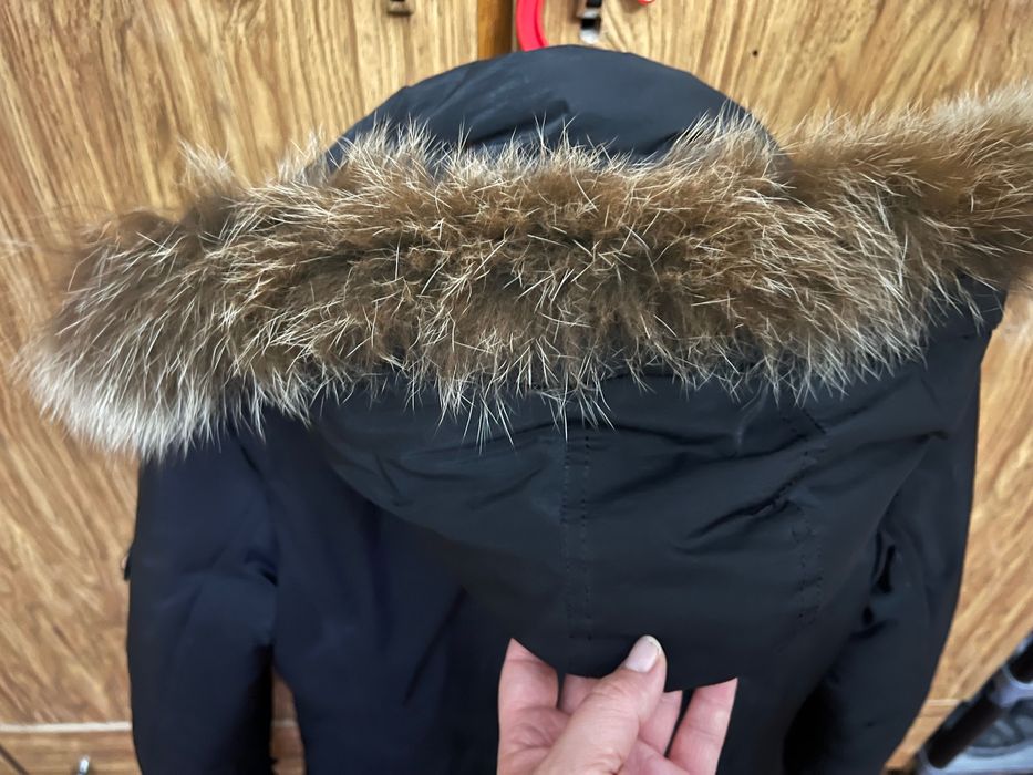 Продам женскую зимнюю куртку