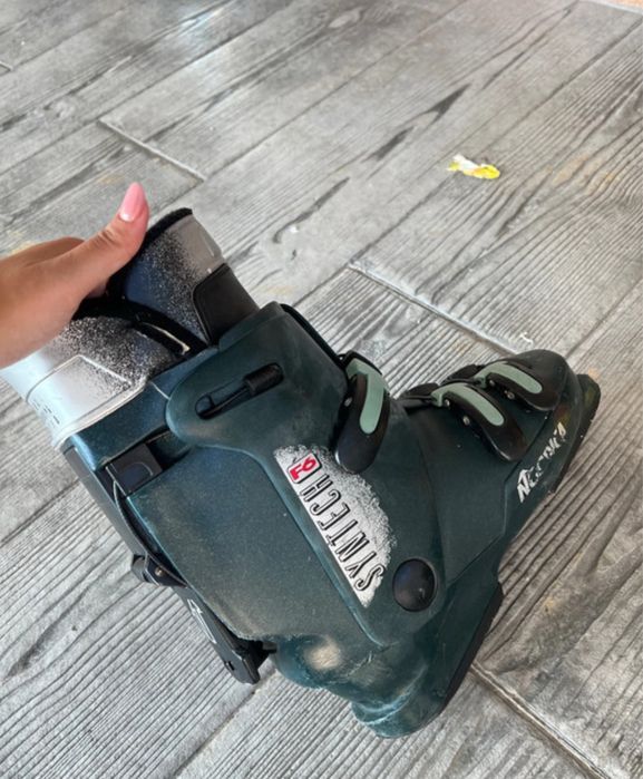 Clapari nordica marimea 40