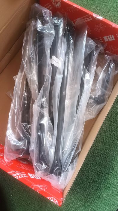 Kit brate spate alfa Romeo 147 / 156 nou