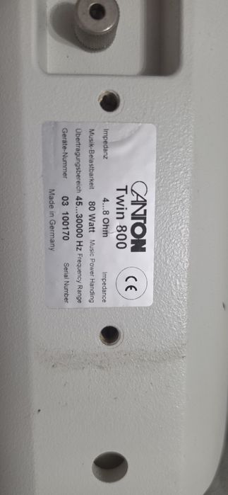 Boxe sateliti Canton Twin 800 cu suporti prindere perete