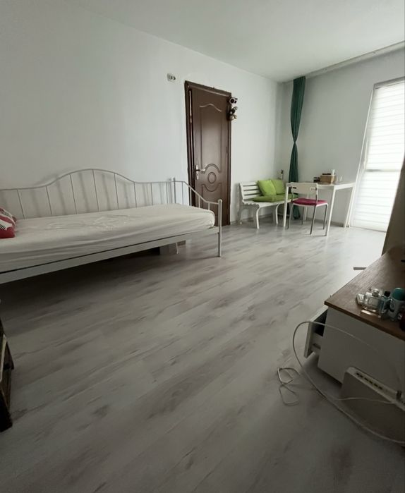 Propietar apartament 2 camere zona Cireșica / Sat Vacanța