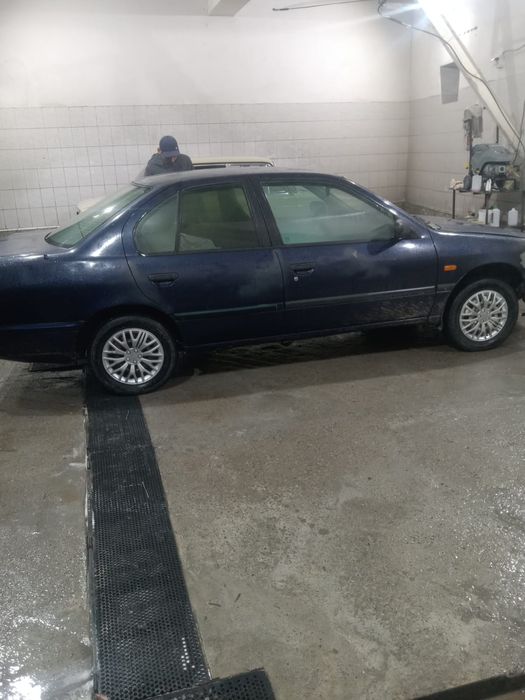 Нисан примера 1990 года