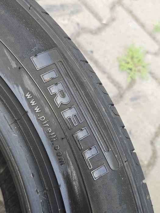 235 55 18 Pirelli