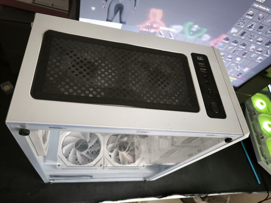 Продам Корпус + 6 ARGB вентилятор