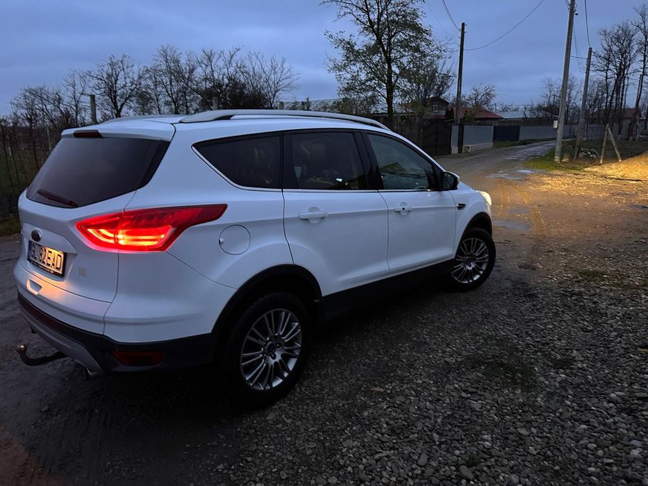 Ford Kuga 4x4 Titanium