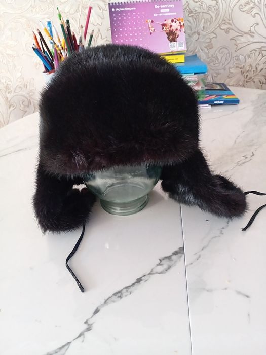 Продам норковую шапку ушанку