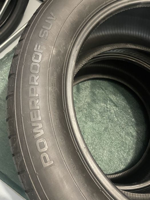 275/50 R20 113W XL - Nokian Powerproof Suv Oferta