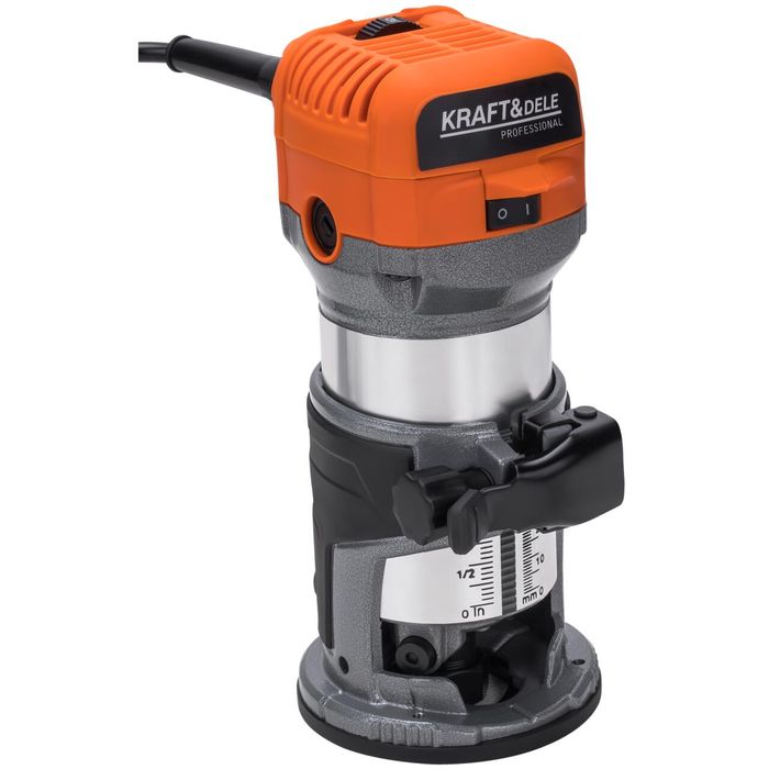 Masina de frezat electrica pentru tamplarie, freza prelucrarea