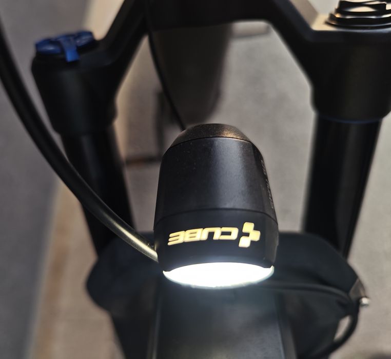 Електрически Велосипед 29" Cube 750Wh Bosch Smart System 2023