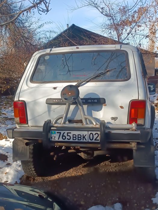 Продам ниву белую тюнинг