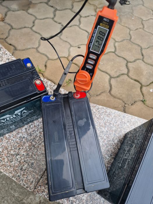 Vand acumulatori 12/60 Ah pentru triciclu electric /  vehicule electrice ,in stare buna.