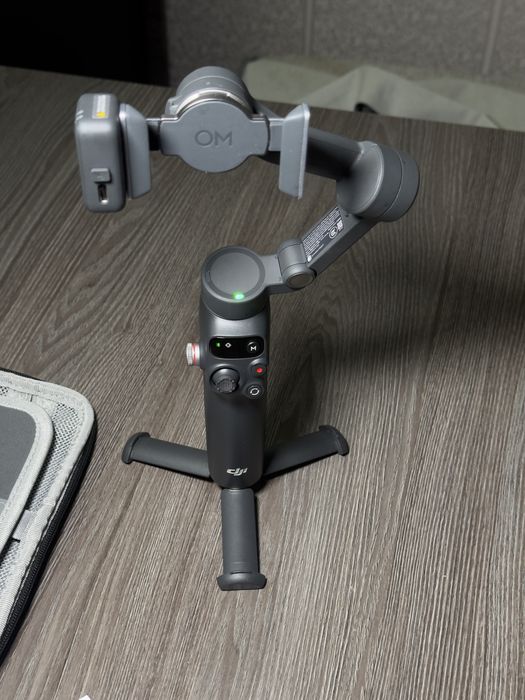 Стедикам DJI Osmo Mobile 8