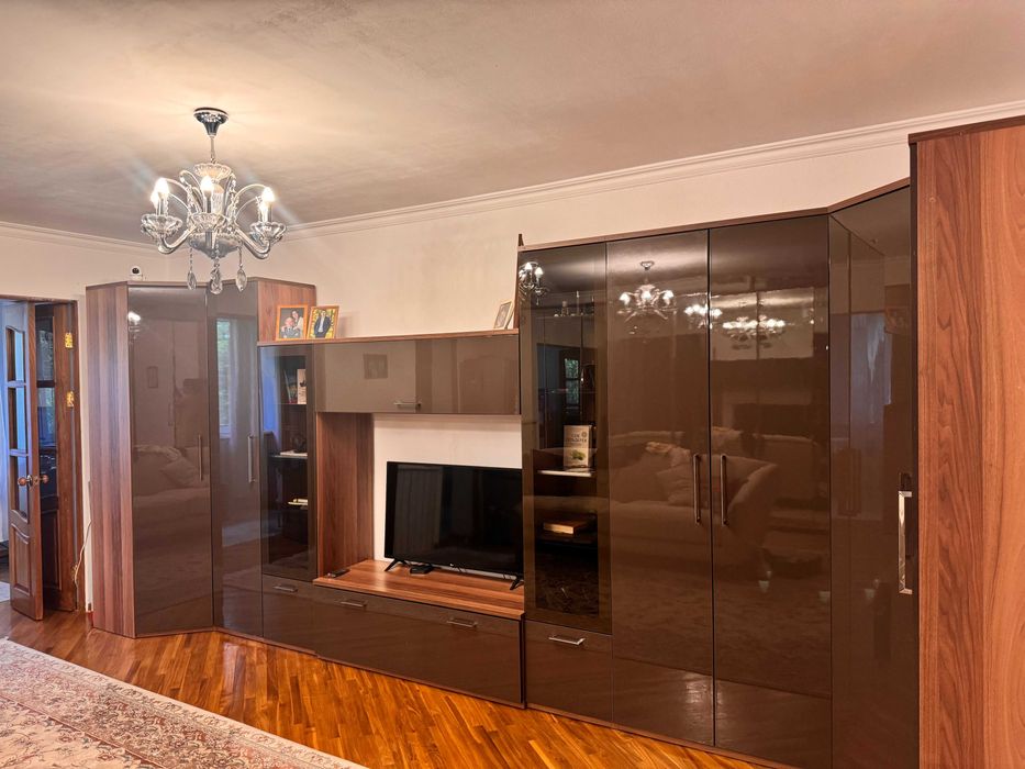 Продаётся гостинный комплект!