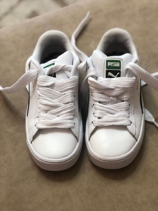 Кеды- кроссовки. Белые. Новые.