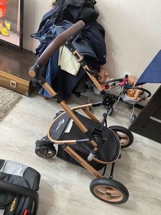 Коляска новая детская