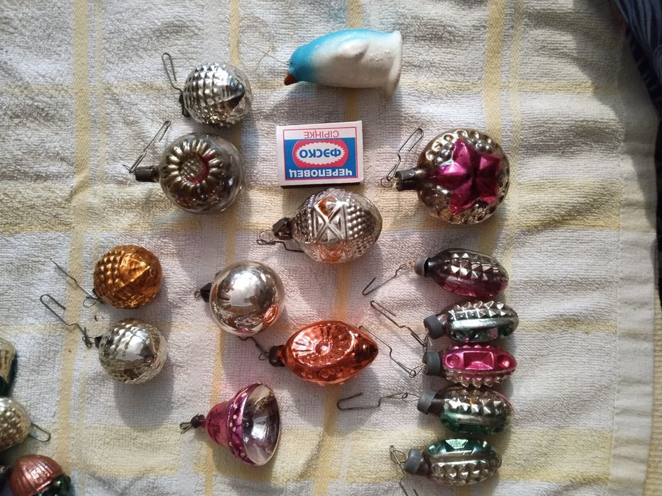 Продам ёлочные игрушки.