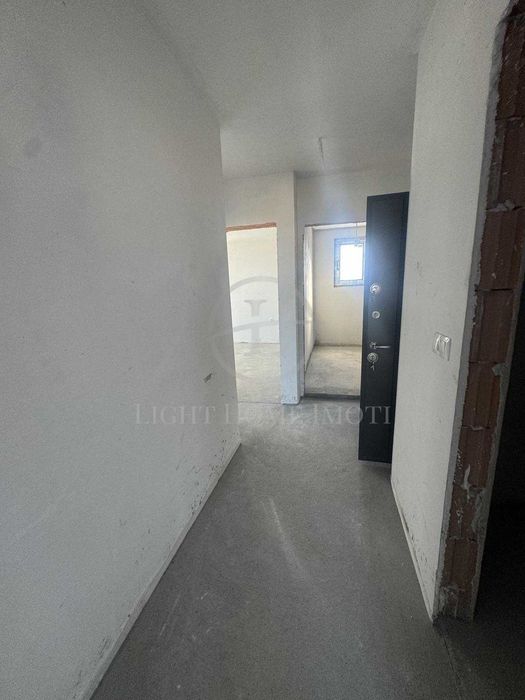 Продава се Тристаен апартамент в с. Белащица, Област Пловдив - 108 кв.м за 1400 €/кв.м - Снимка #8