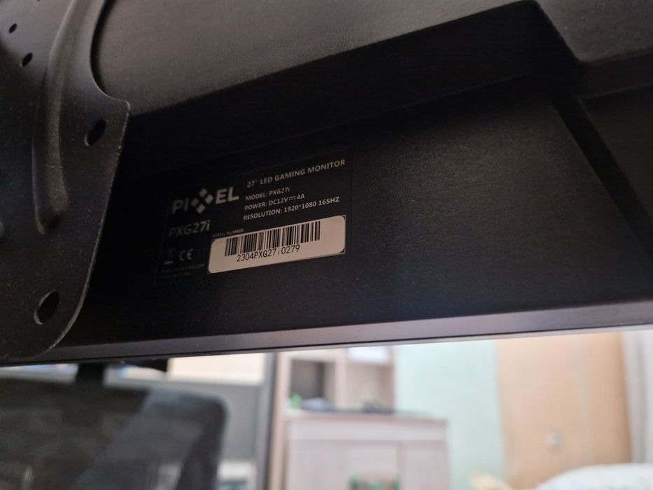 Pixel monitor 27