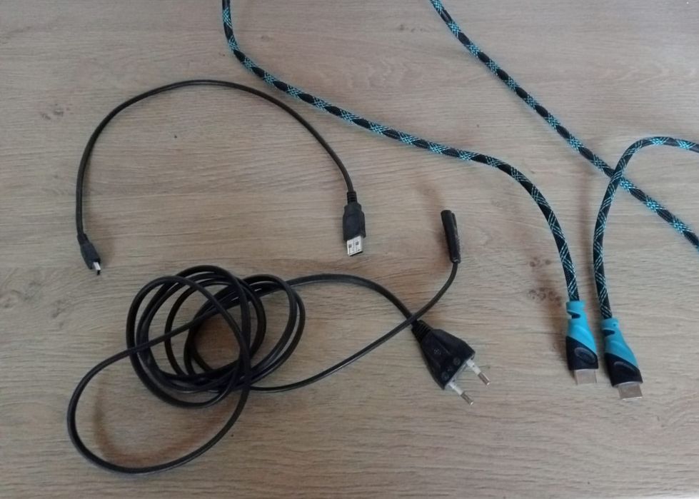 PS3 Slim Modat HEN | 1 TB | Controller Original | Stare Impecabilă