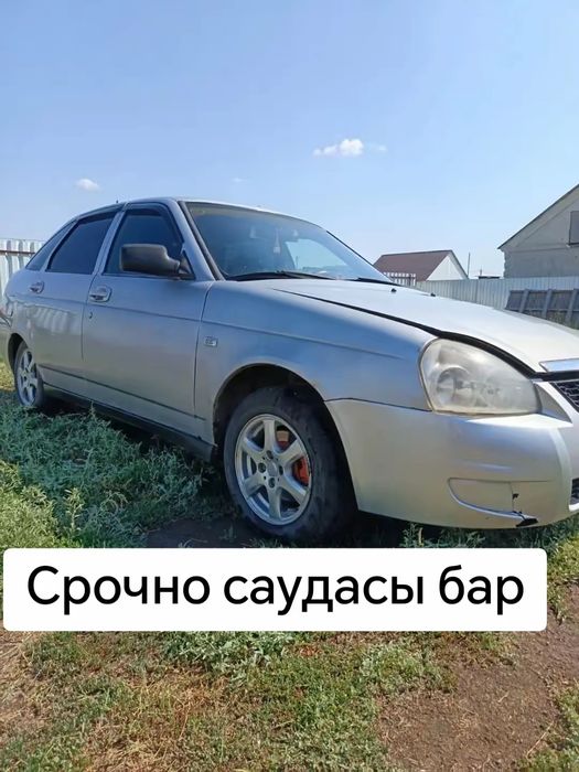 Продам Приора 2011год срочно