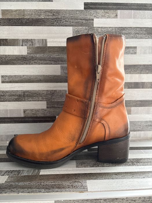 Cizme/ botine imblanite, marimea 37, Tino