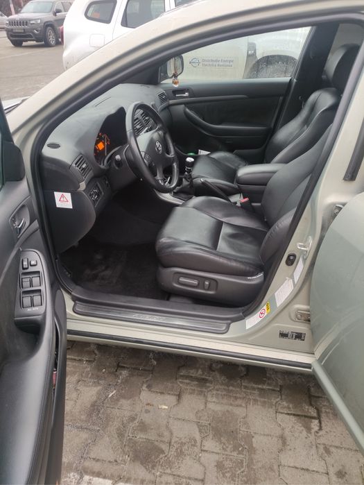 Toyota Avensis T25 2.0 Diesel