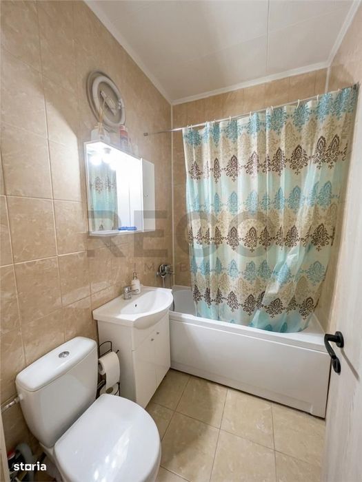 RECO, Apartament 3 camere, gata de mutat,  Zona Rogerius, Oradea