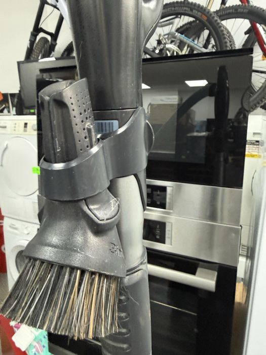 Прахосмукачка Electrolux Pure D8.2 Silence